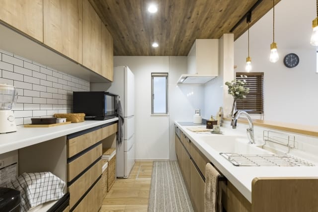 鏡餅を台所に飾る場合の置き場所は？神様へお供えする際の注意点