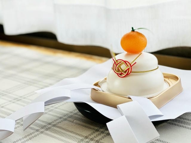 鏡餅を夜に飾るのは良くない？時間帯よりも注意すべきポイント