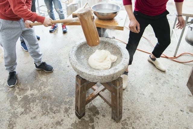 餅つきを先勝に行っても大丈夫？縁起の良い時間帯と年末の吉日