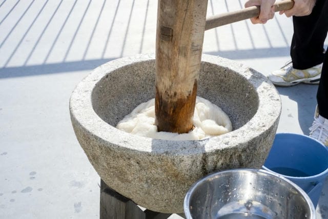 餅つきを仏滅に行うのは良くない？吉凶の考え方や日程選びのポイント