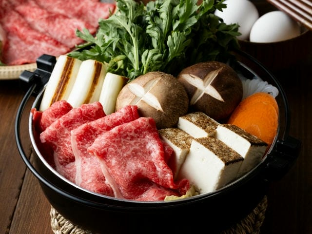 年末年始のすき焼きはいつ食べる？狙い目の日やおせちとの兼ね合い