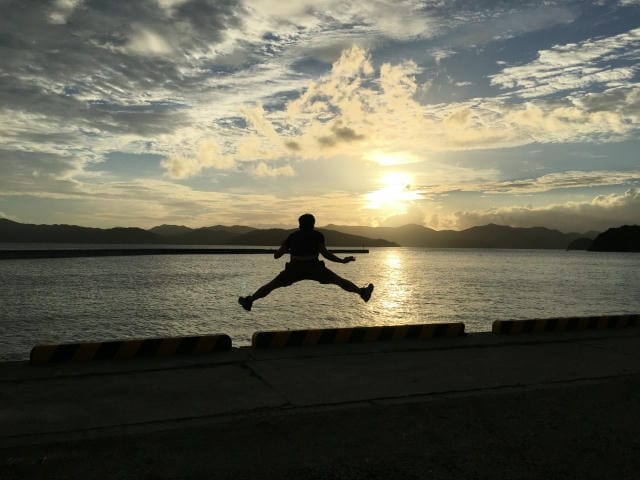 新年にジャンプする意味とは？歴史的な由来や実践時の注意点